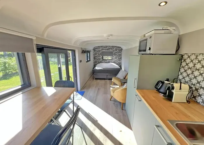 Charming Caravan Designed For Two People * Rochefort