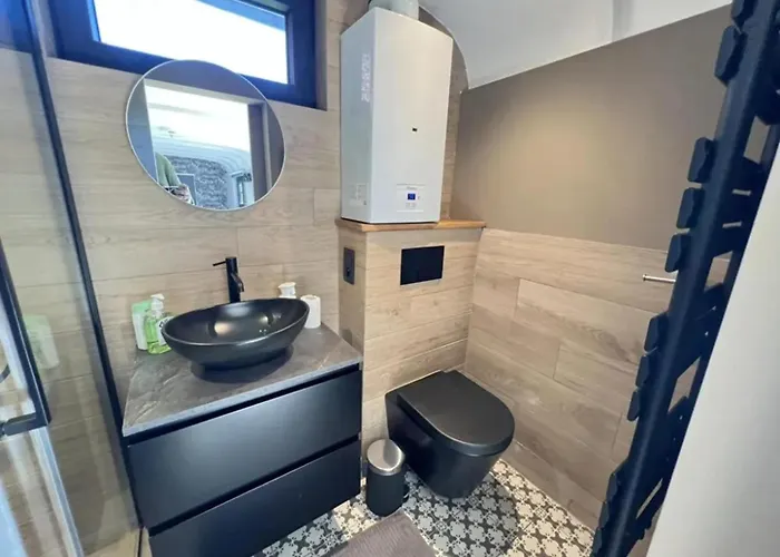 Charming Caravan Designed For Two People